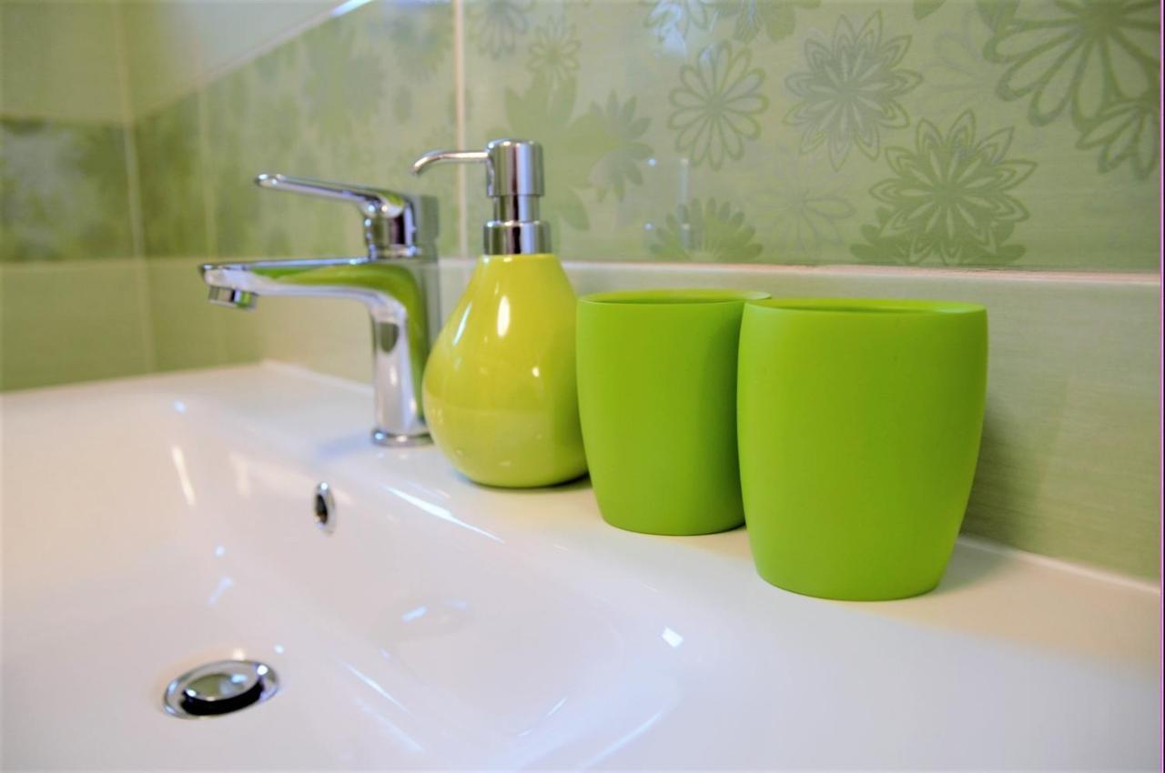 Amaryllis Residence, Apartment Diana & Deluxe Rooms With Shared Kitchen Veli Losinj Luaran gambar
